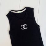 تاپ گلدوزی Chanel مشکی کبریتی پنبه کد 1033